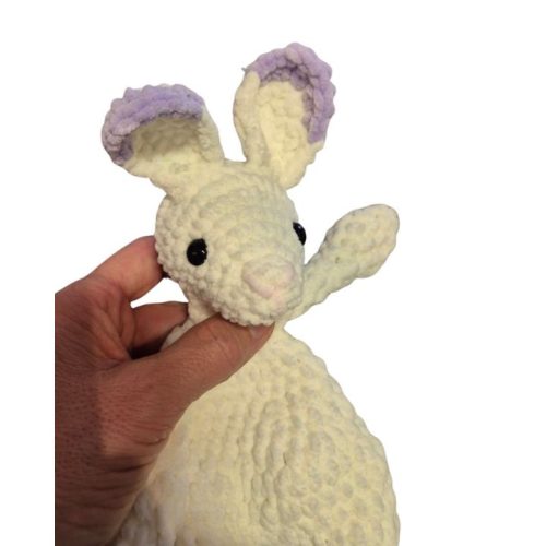 Juci a Nyuszi - Plüss horgolt kicsi nyuszi alvótárs - fehér-lila