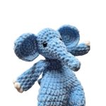 Ezra az Elefánt - Plüss horgolt kicsi elefánt alvótárs