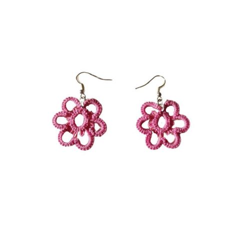 Daisy - Tatted Flower Earring - Medium