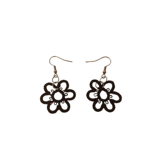 Daisy - Tatted Flower Earring - Medium